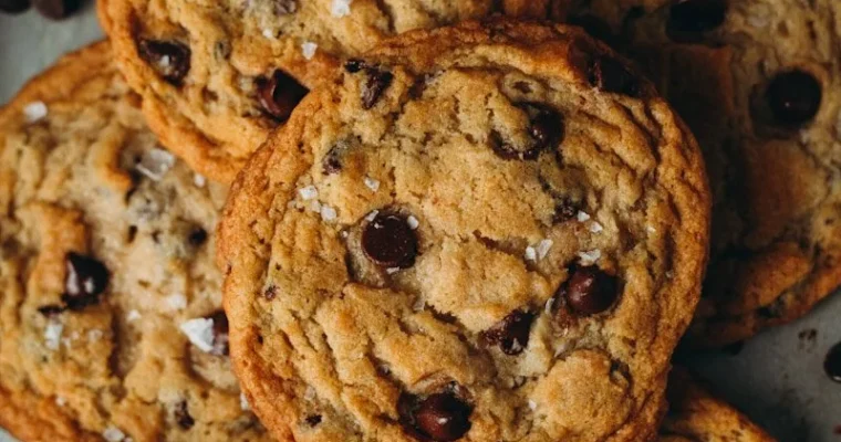 Vegan Chocolate Chip Cookies